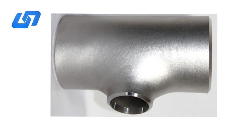 Titanium lateral t-shirt